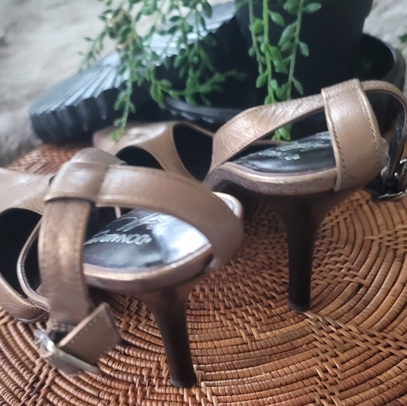 Vintage "couture" distressed "Donald Pliner" 7 1/2 M - Picture 11 of 11